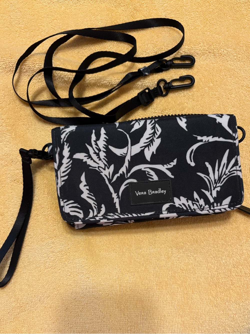 Vera Bradley Black & White Leaf Print Crossbody Wallet